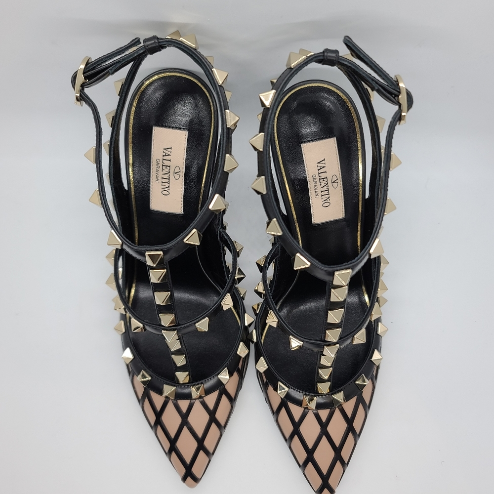 Valentino Garavani Rockstud Boudoir Pump sz 38 NIB - Picture 2 of 11